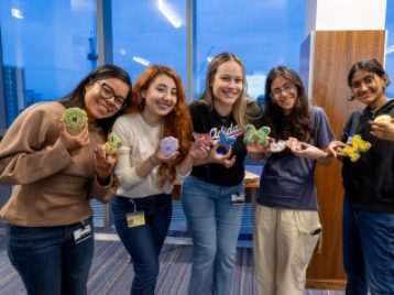 WN26-ELI-Spring Spectacular 